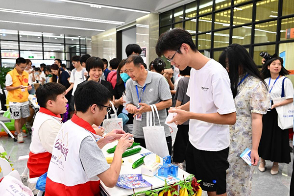 平博pinnacle助力大学生抗艾防艾宣传教育项目再起航